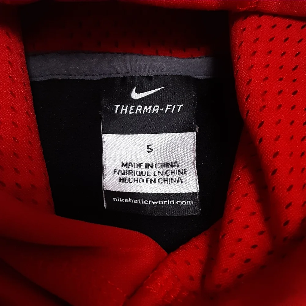 Nike therma fit